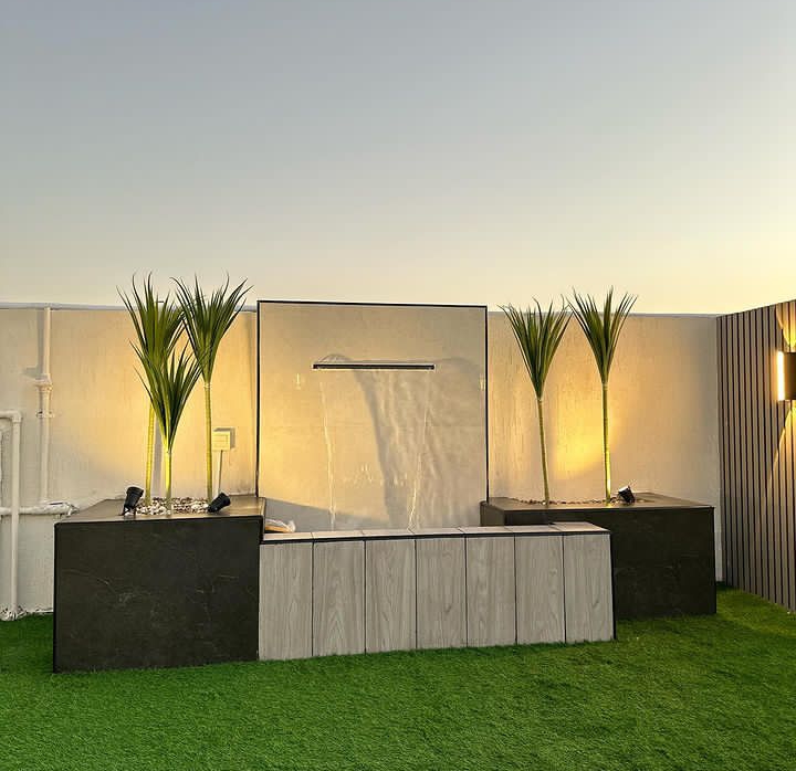 شلالات فوق السطج