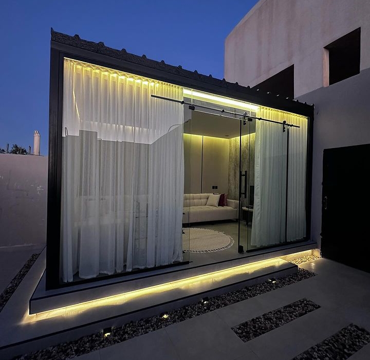 غرف زجاج مودرن بالدمام